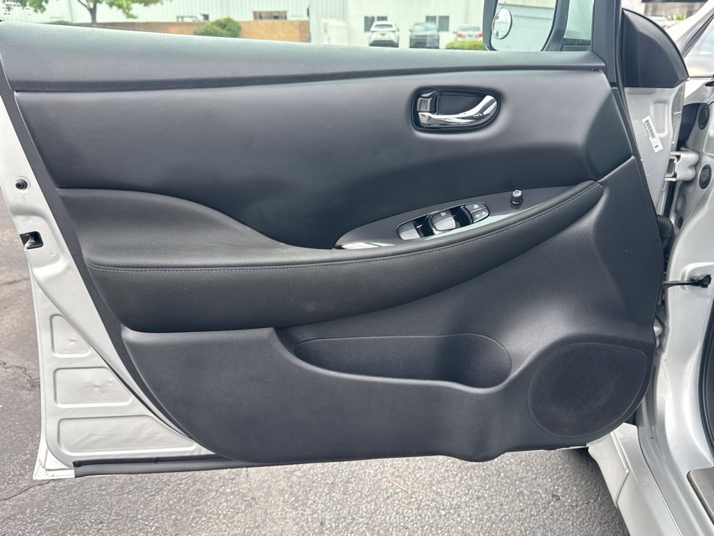 Used 2023 Nissan Leaf SV Plus FWD image 10