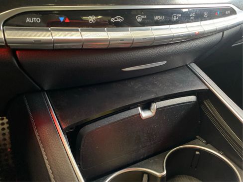 Used 2016 Mercedes-Benz S 550 4MATIC Sedan image 38