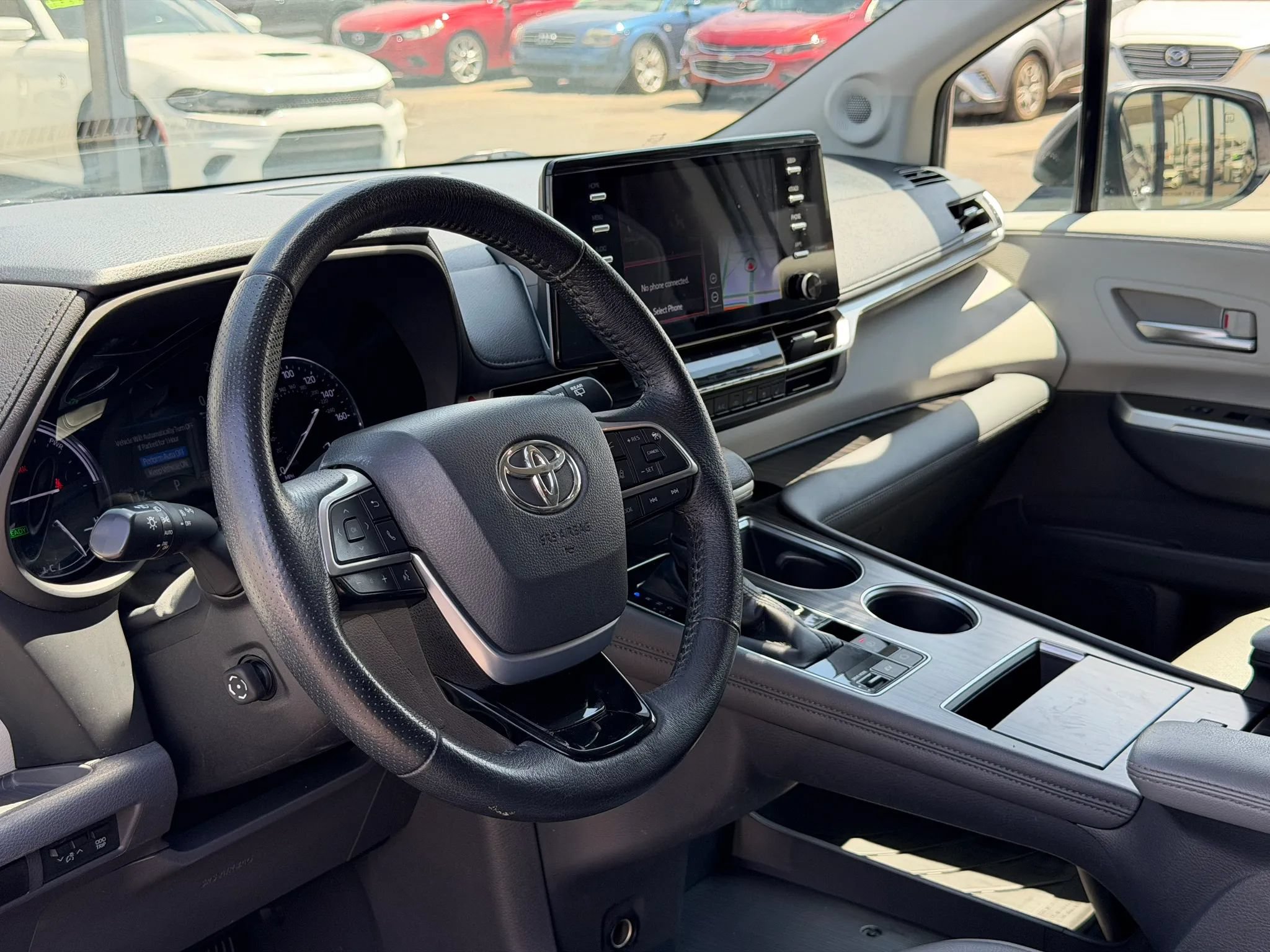 Used 2021 Toyota Sienna Limited FWD image 16