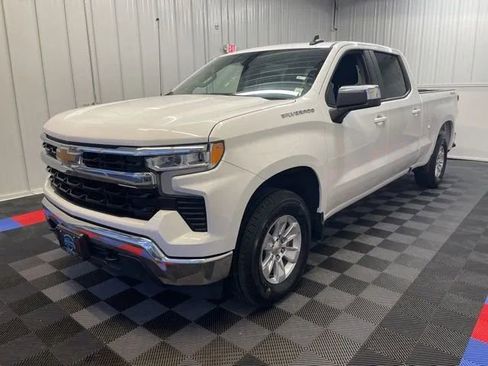 Used 2025 Chevrolet Silverado 1500 LT w/ Work Truck Package image 7