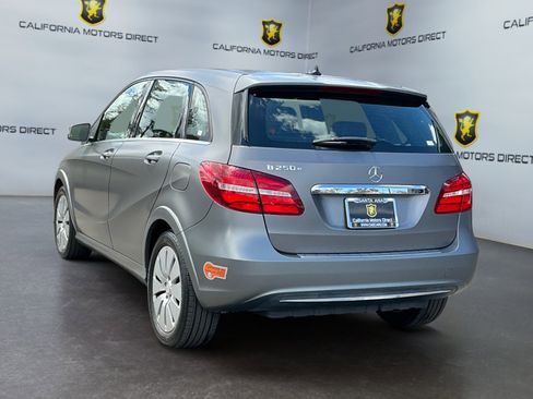 Used 2017 Mercedes-Benz B 250e image 7