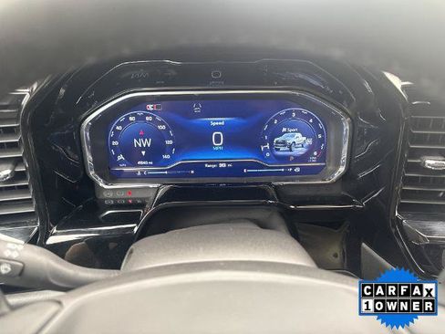 Used 2024 Chevrolet Silverado 1500 ZR2 w/ Technology Package AWD/4WD image 11
