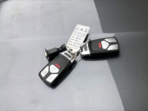 Certified 2023 Audi Q5 2.0T Premium w/ Convenience Package image 15