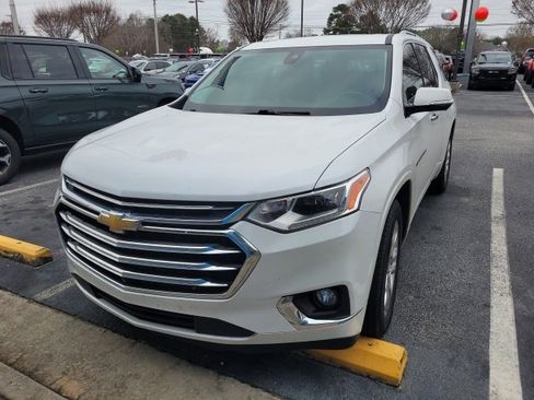 Used 2020 Chevrolet Traverse High Country image 1
