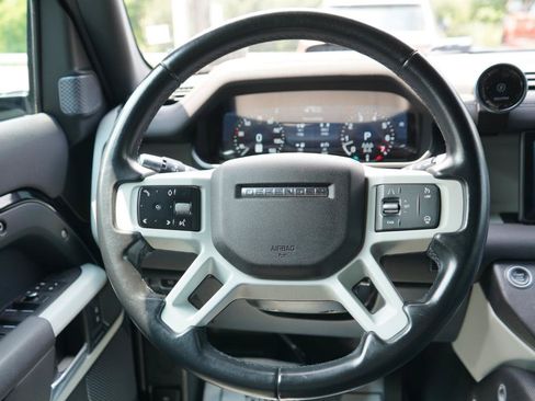 Used 2021 Land Rover Defender 110 X-Dynamic SE AWD/4WD image 65