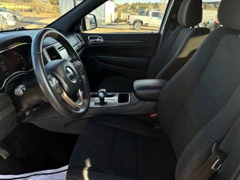 Used 2015 Jeep Grand Cherokee Laredo w/ Quick Order Package 23E image 10