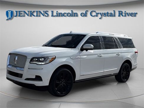 Certified 2023 Lincoln Navigator L Reserve image 15