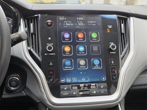 Used 2022 Subaru Outback Premium image 18