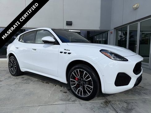 Certified 2023 Maserati Grecale Modena image 1