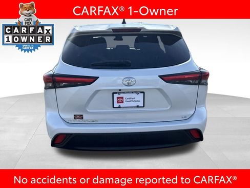 Certified 2023 Toyota Highlander LE image 5