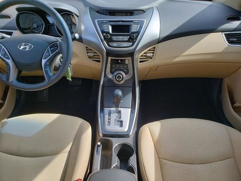 Used 2013 Hyundai Elantra GLS w/ Preferred Pkg FWD image 12