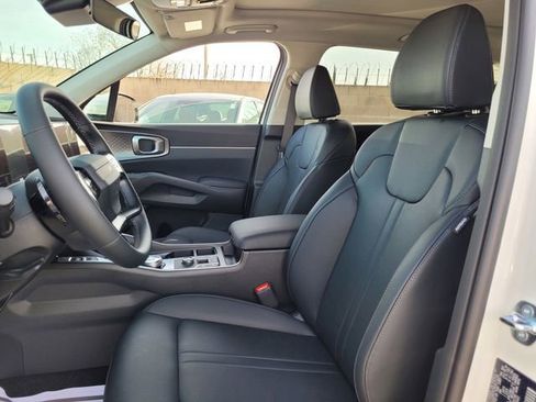 New 2026 Kia Sorento EX image 8