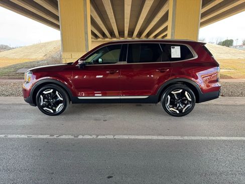 Used 2023 Kia Telluride EX image 6