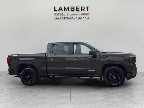 Used 2023 GMC Sierra 1500 Elevation w/ LPO, Elevation Black Package image 7