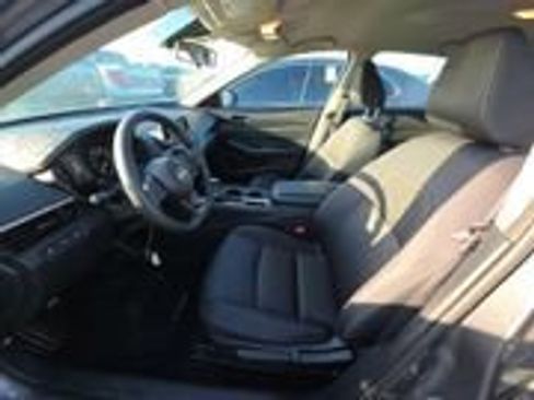 Used 2024 Nissan Altima 2.5 S FWD image 12