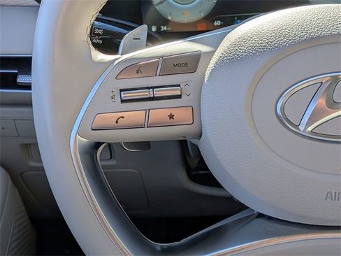 Used 2023 Hyundai Palisade Limited w/ Cargo Package image 16