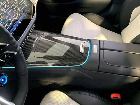 New 2026 Mercedes-Benz E 53 AMG e 4MATIC Sedan image 10