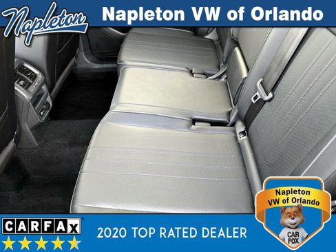 Used 2022 Volkswagen Tiguan SE image 33