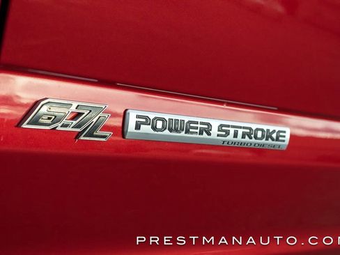 Used 2021 Ford F350 Lariat w/ Lariat Ultimate Package image 4