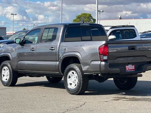 Certified 2022 Toyota Tacoma SR image 7