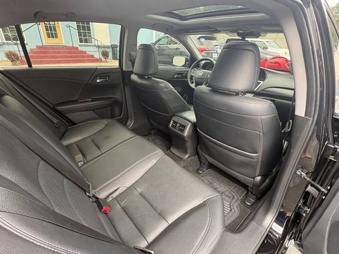Used 2015 Honda Accord EX-L image 19