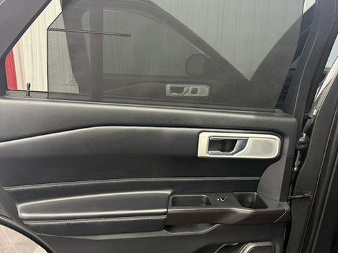 Used 2020 Ford Explorer ST w/ Premium Technology Package AWD/4WD image 23