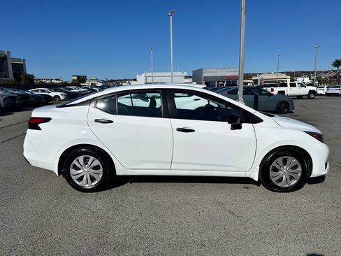 Used 2025 Nissan Versa S w/ Trunk Package FWD image 8