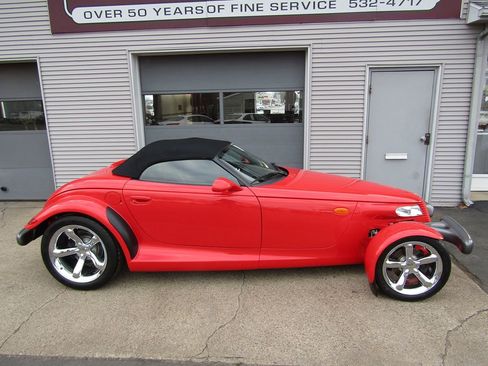 Used 1999 Plymouth Prowler image 2