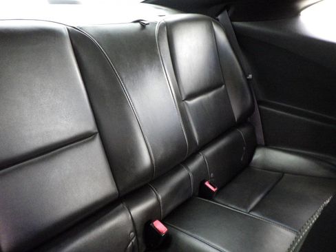 Used 2013 Chevrolet Camaro SS image 16