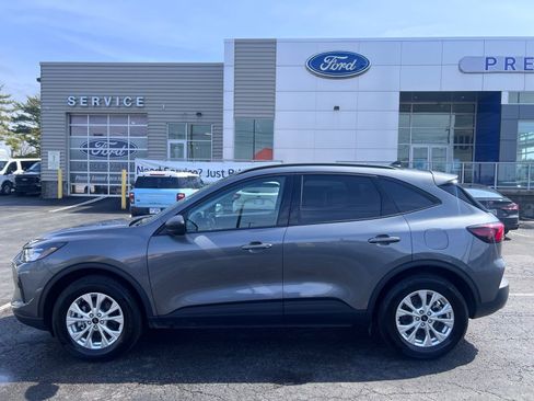 New 2026 Ford Escape Active w/ Cold Weather Package AWD/4WD image 3