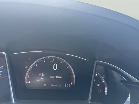 Used 2019 Honda Civic Sport image 8