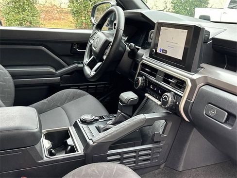 Certified 2025 Toyota Tacoma SR5 image 10