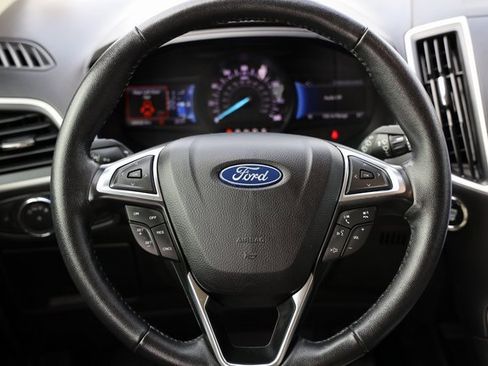 Used 2022 Ford Edge SEL image 14