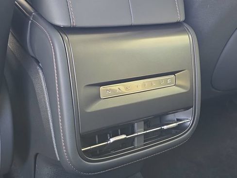 Certified 2026 Lincoln Nautilus Premier AWD/4WD image 23