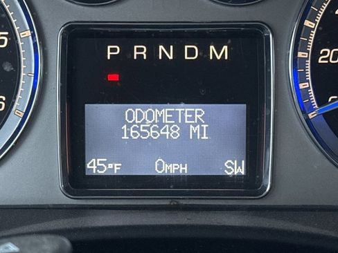 Used 2011 Cadillac Escalade ESV Premium image 5