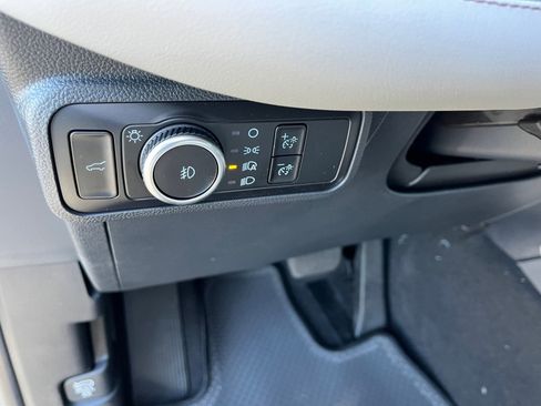 New 2026 Ford Explorer Active image 12