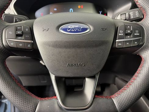 Used 2025 Ford Escape ST-Line Select w/ Tech Pack #1 AWD/4WD image 16