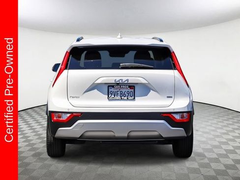 Certified 2025 Kia Niro EX FWD image 7