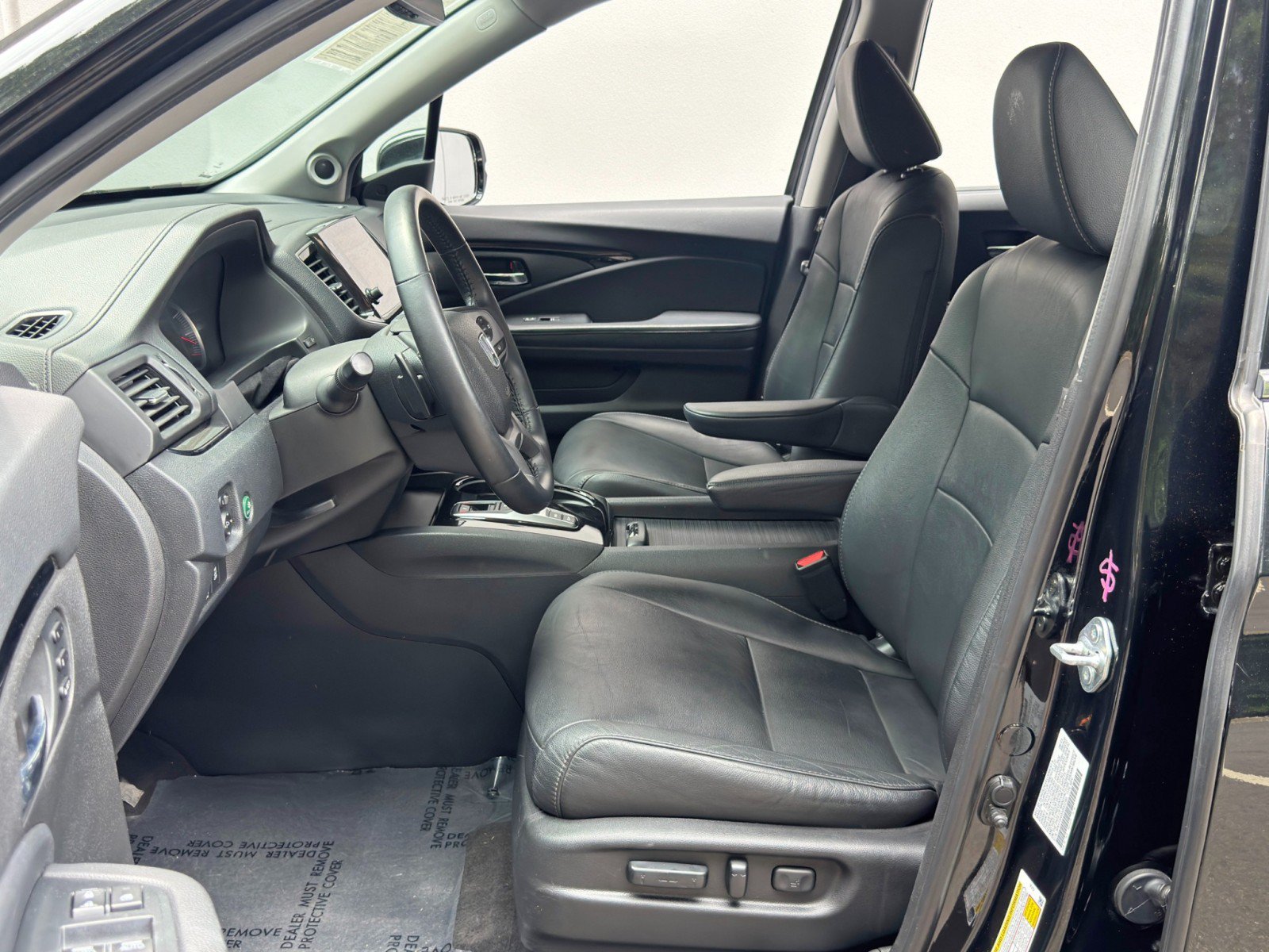 Used 2022 Honda Pilot Touring image 16