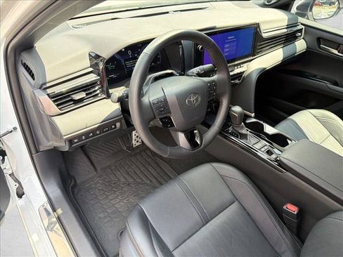 Used 2026 Toyota Camry XSE w/ Premium Plus Package FWD image 6