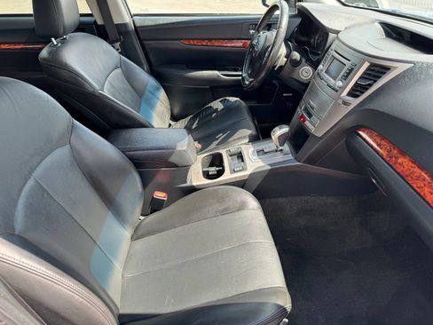 Used 2012 Subaru Outback 2.5i Limited w/ Moonroof Pkg AWD/4WD image 21