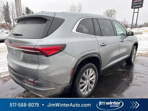 Used 2025 Buick Enclave Preferred image 10