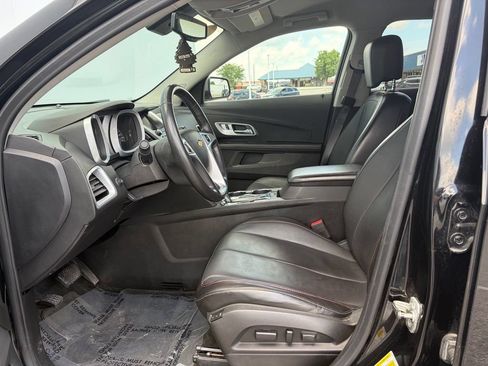 Used 2017 Chevrolet Equinox Premier w/ Enhanced Convenience Package AWD/4WD image 14