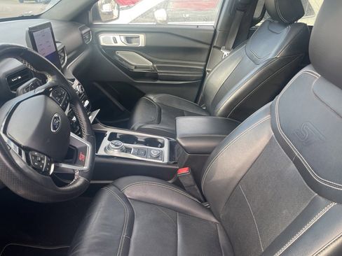 Used 2022 Ford Explorer ST w/ Equipment Group 401A image 10
