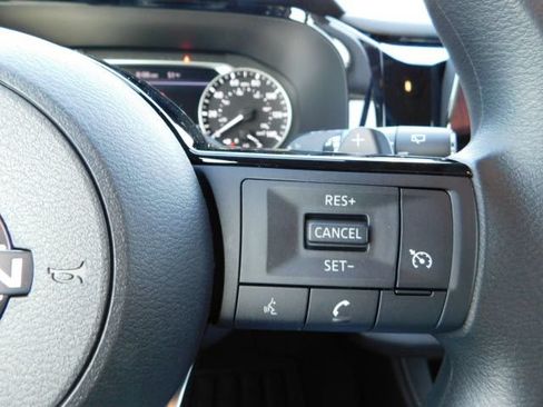 Certified 2022 Nissan Pathfinder S FWD image 15