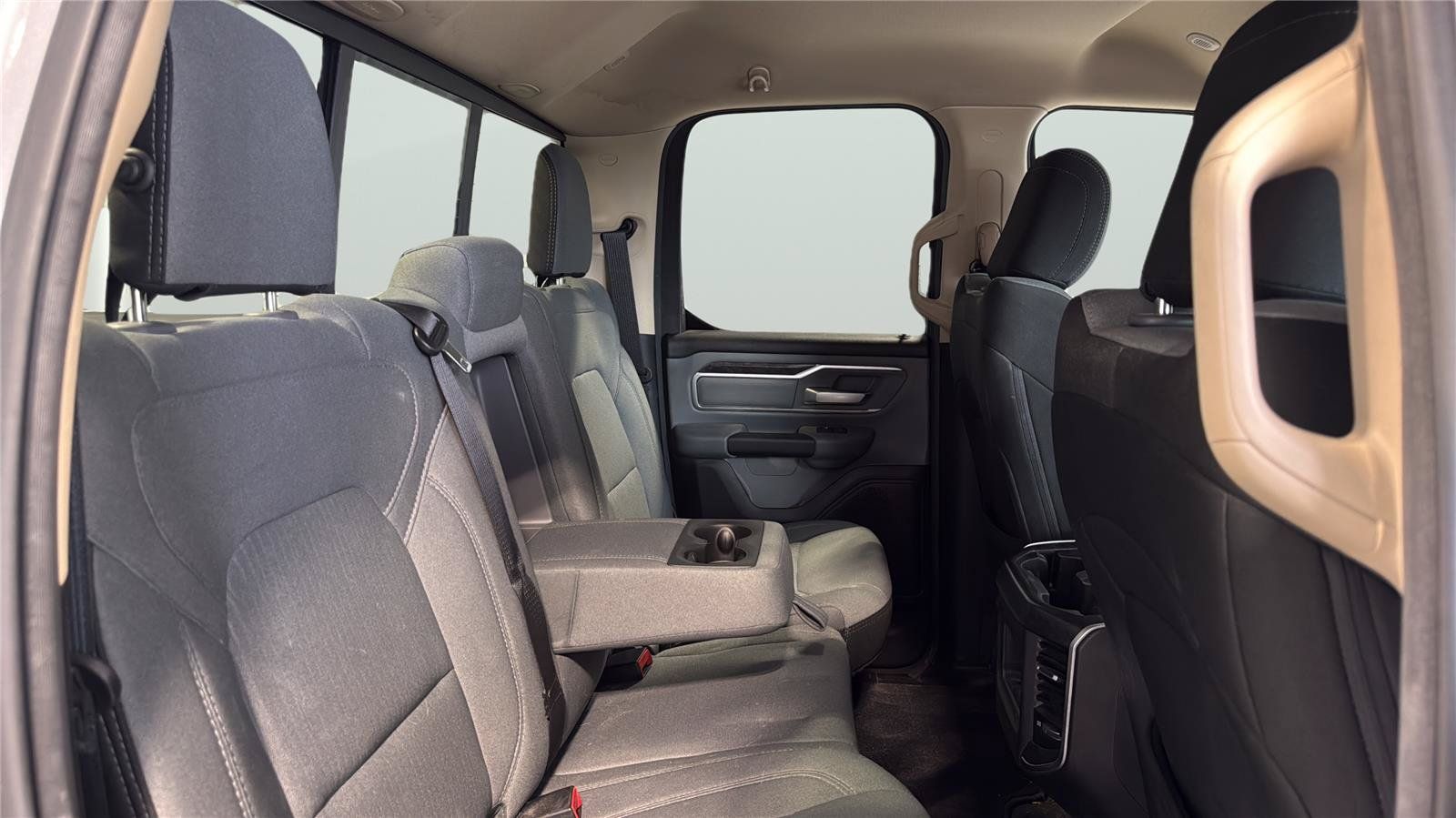 Used 2020 RAM 1500 Big Horn AWD/4WD image 16