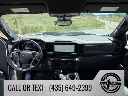 Used 2023 Chevrolet Silverado 1500 ZR2 w/ Technology Package AWD/4WD image 33