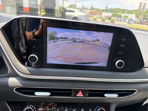 Used 2022 Hyundai Sonata SE FWD image 15