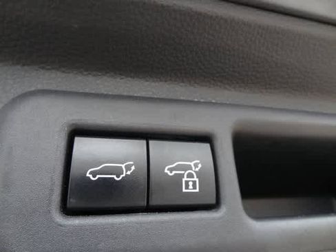 Used 2023 Toyota Sequoia Limited image 12