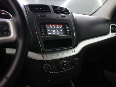 Used 2015 Dodge Journey American Value Package w/ Flexible Seating Group FWD image 37